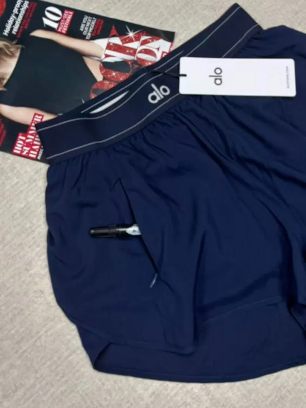 ☀️ Alo Summer Must-Have Sports Shorts Navy Blue Comfortable and Versatile